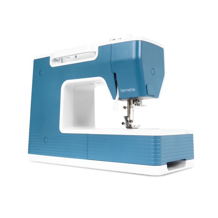 Bernette 05 Academy Mechanical Sewing Machine