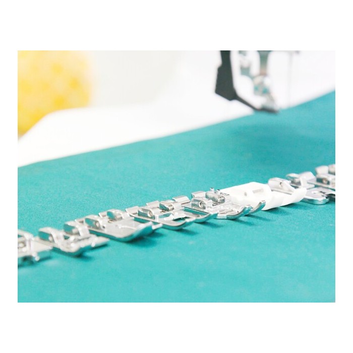 Bernette B77 Electronic Sewing Machine