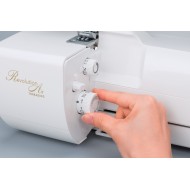 Overlocker et couvercle de point Baby Lock GLORIA