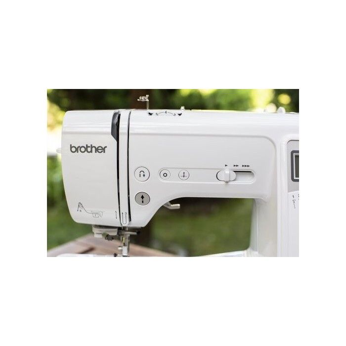 Brother Innov-is A16 Macchina per cucire elettronica