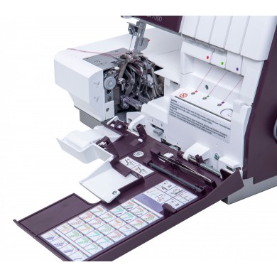 Pfaff Admire AIR 7000 Overlock with cover stitch and threading...