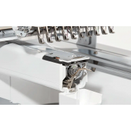 Brother machine à broder professionnelle PR 1055E