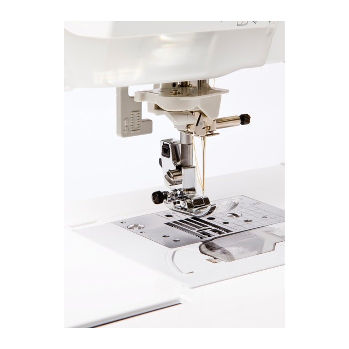 Brother Innov-is VQ2 Electronic Sewing Machine