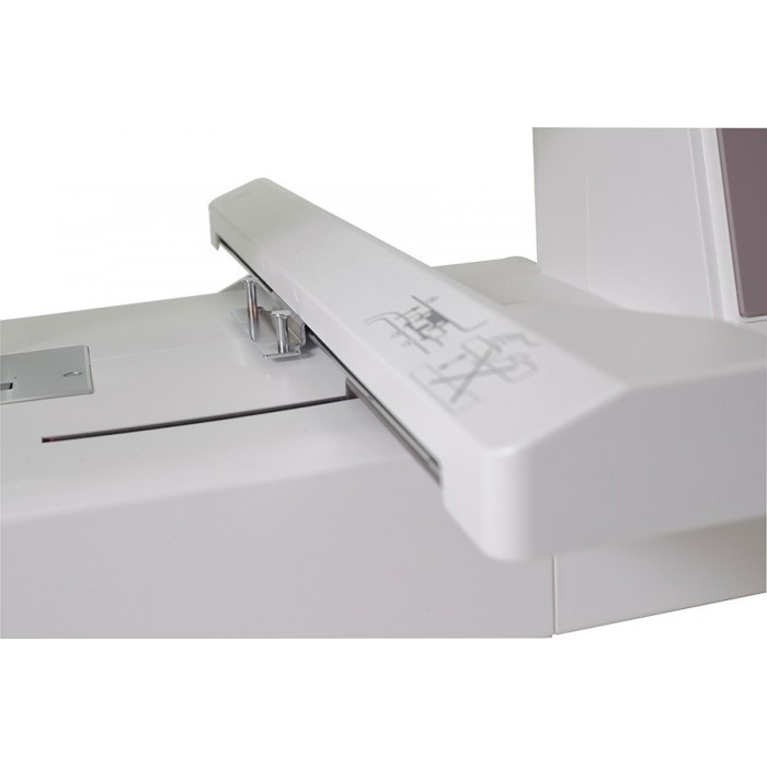 Janome Machine à broder Memory Craft LE 550 E