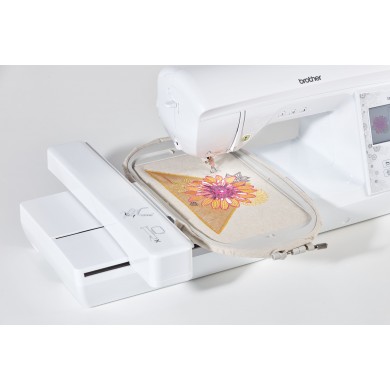 Brother Innov-is 880E Embroidery Machine