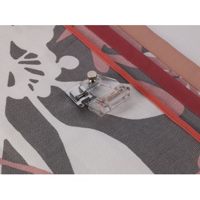 Adjustable edgeband/bias foot - XF7243001