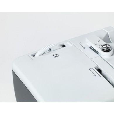 Bernette B38 Electronic Sewing Machine