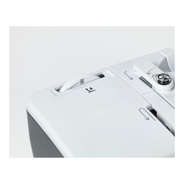 Bernette B38 Macchina per cucire elettronica con piedino tagliacuci