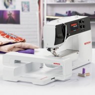 Bernina 590 - Machine à coudre électronique compatible avec la broderie