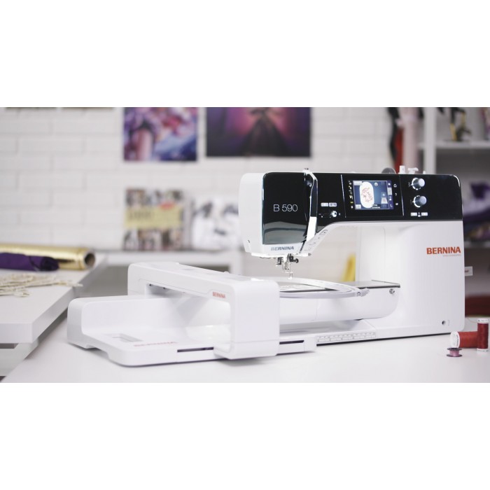 Bernina 590 - Macchina per cucire elettronica compatibile con ricamo