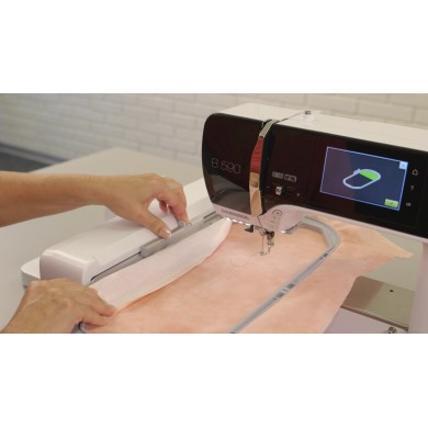 Bernina 590 - Machine à coudre électronique compatible avec la broderie