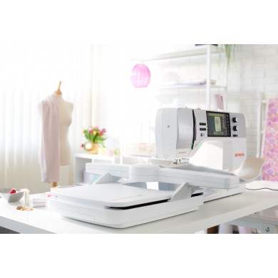 Bernina 735 - Macchina per cucire elettronica compatibile con ricamo