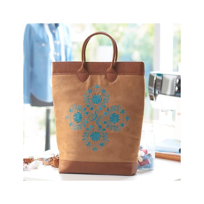 Bernina 880 PLUS - Machine à coudre électronique complète avec...