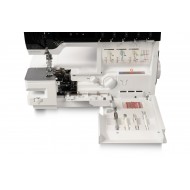 Bernina L-890 - Tagliacuci con punto copertura e infilatura ad aria