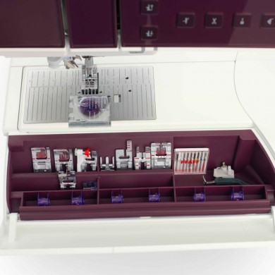 Icon 2 Creative Pfaff Sewing & Embroidery Machine