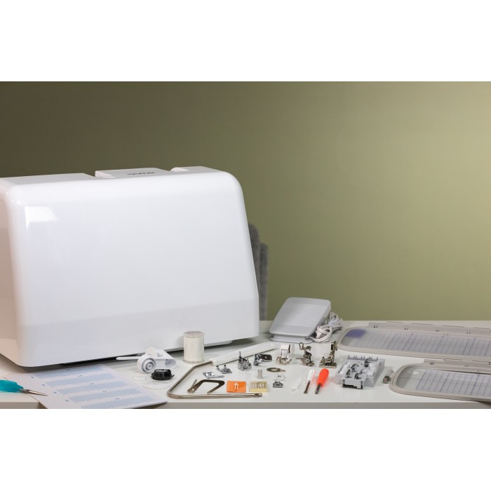 Brother Innov-is F580 Sewing & Embroidery Machine