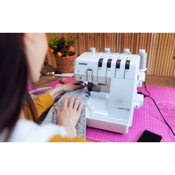 Brother Airflow 3000 Tagliacuci con infilatura ad aria