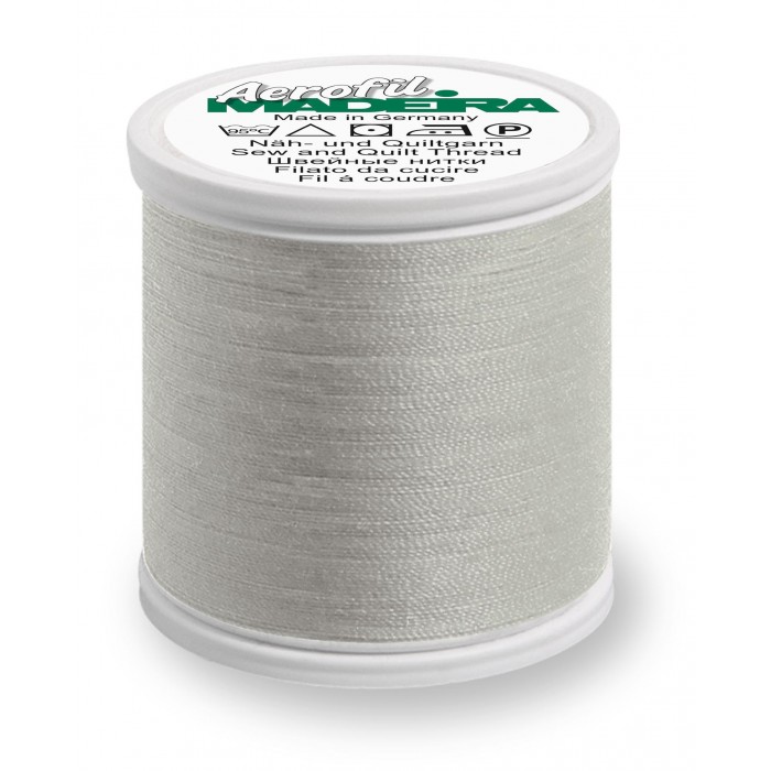 MADEIRA Aerofil Color 8100 - 400 mt.