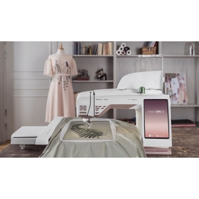 Husqvarna Viking Designer EPIC 2 Sewing & Embroidery Machine