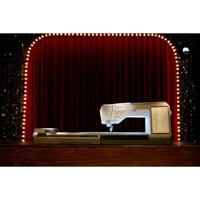 Husqvarna Viking Designer EPIC 3 Sewing & Embroidery Machine