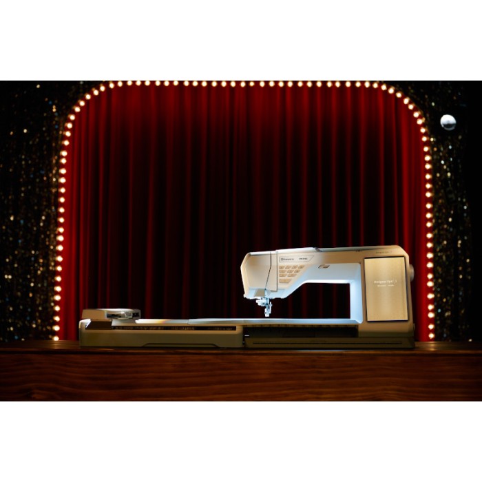 Husqvarna Viking Designer EPIC 3 Macchina per cucire e ricamare