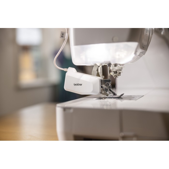 Innov-is Stellaire XJ2 Disney Brother Sewing and Embroidery Machine