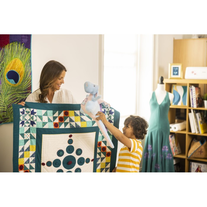 Innov-is Stellaire XJ2 Disney Brother Sewing and Embroidery Machine