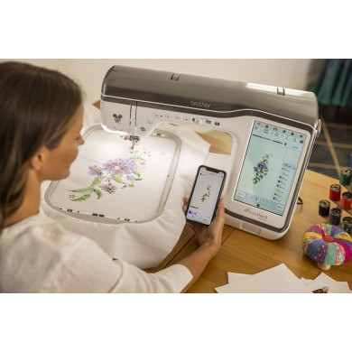 Innov-is Stellaire XJ2 Disney Brother Sewing and Embroidery Machine