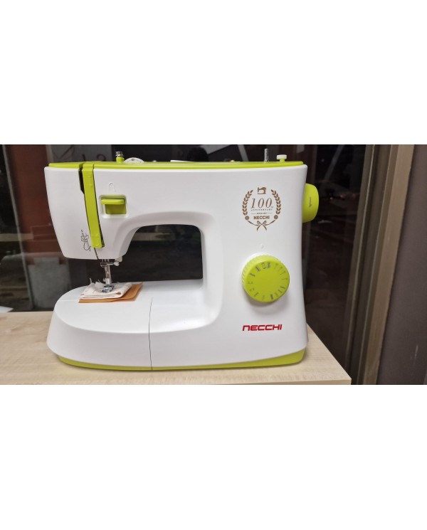 Macchina per cucire meccanica Necchi K408A