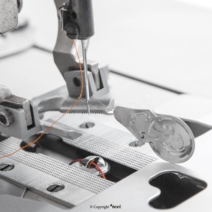 TEXI 4034 Enfile-aiguille 2 pièces