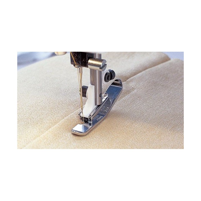 Husqvarna Viking 412565745 Narrow zipper foot