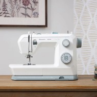 Husqvarna Viking Onyx 15 Mechanical Sewing Machine