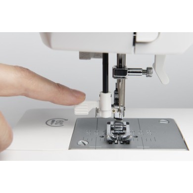 Singer Haute Couture Haute Couture Limited Edition Sewing Machine ...