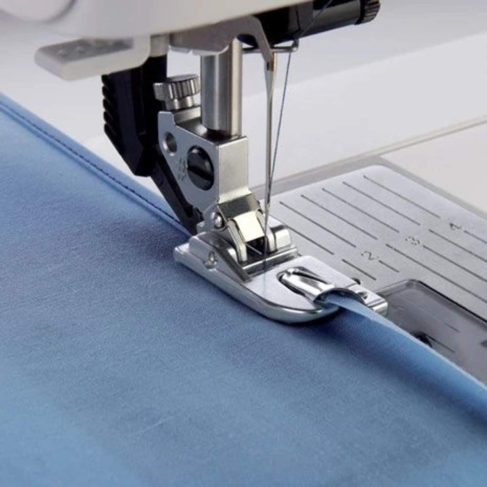Pfaff 820220096 Hemming foot 2 mm