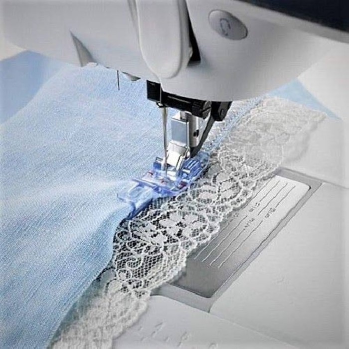 Pfaff 820931096 Piedino per unire e ripiegare gli orli con sistema IDT