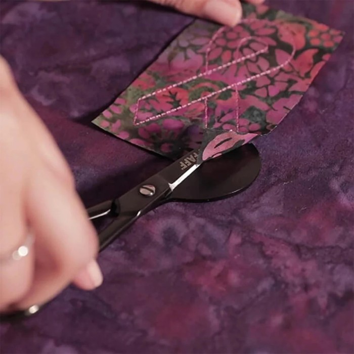 Pfaff 821292996 Scissors for right-handed applications 15.2 CM / 6"