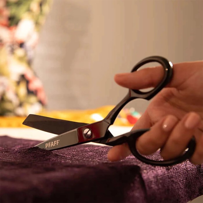 Pfaff 821295996 Tailor's Scissor 8" / 20.3 cm