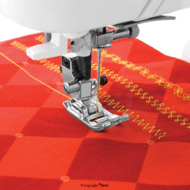 TEXI 1003 Pied-de-biche universel pour point droit et zigzag