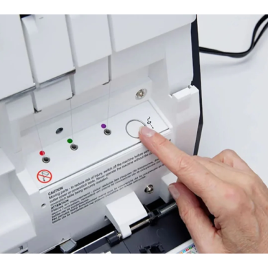 Pfaff Admire AIR 7000 Overlock with cover stitch and threading...