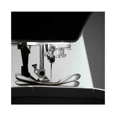 Pfaff Expression 720 Special Edition Electronic Sewing Machine