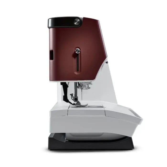 Pfaff Expression 720 - Machine à coudre électronique en édition spéciale