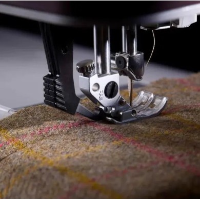 Pfaff creative Expression 750 Macchine per cucire e ricamare