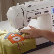 Husqvarna Viking Opal 650 Electronic Sewing Machine