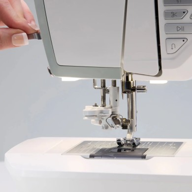 Husqvarna Viking Sapphire 930 Electronic Sewing Machine