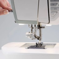 Husqvarna Viking Sapphire 930 Electronic Sewing Machine
