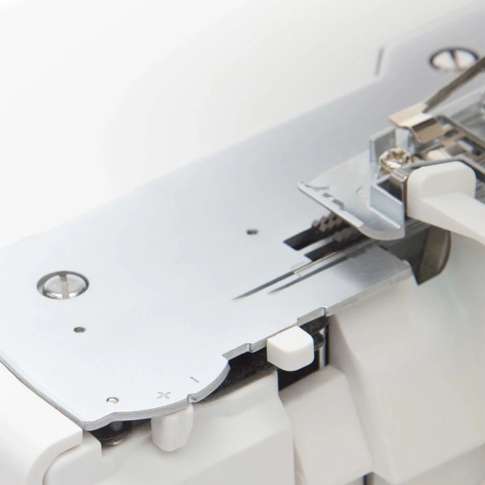 Macchina tagliacuci HUSQVARNA® VIKING® AMBER™ S | 300 con piano allungabase