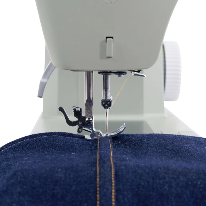 Singer Heavy Duty 4511- Macchina per cucire meccanica con piedino tagliacuci