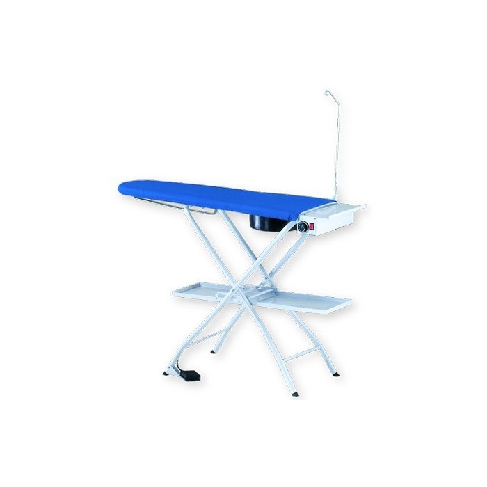 Planche à repasser à ventouse et chauffante - Bieffe Asse dans le manchon