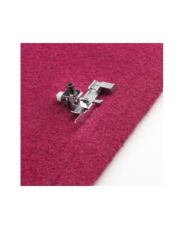 Invisible hem foot Pfaff