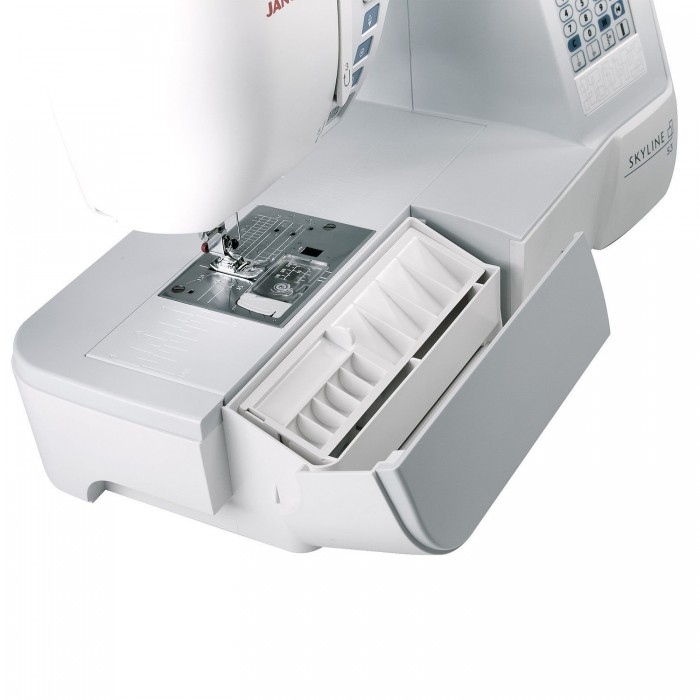 Janome Skyline S3 - Electronic Sewing Machine
